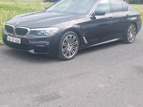 BMW 5-Series Saloon, Petrol Plug-in Hybrid, 2019, Black