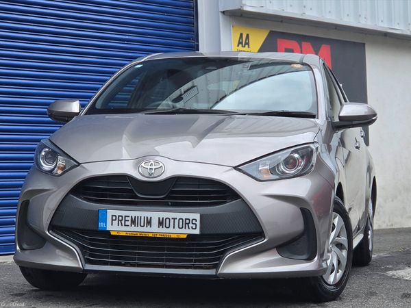 Toyota Yaris Hatchback, Petrol, 2022, Brown