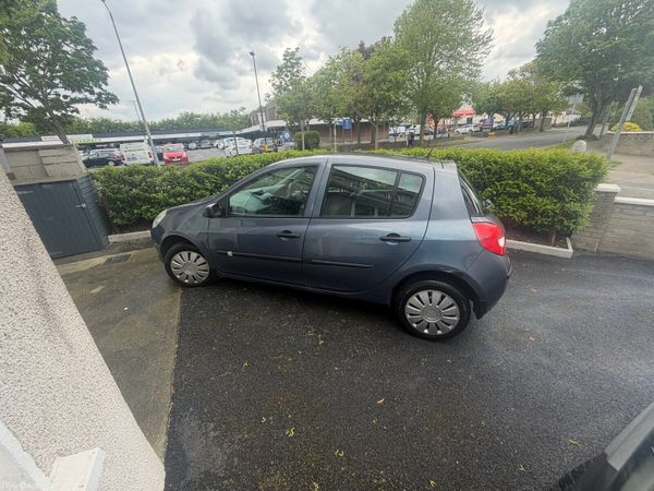 Renault Clio Hatchback, Petrol, 2006, Blue