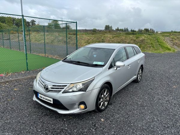 Toyota Avensis Estate, Diesel, 2013, Silver