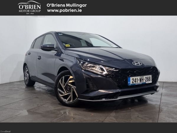 Hyundai i20 Hatchback, Petrol, 2024, Grey