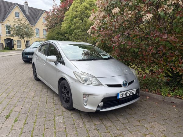Toyota Prius Hatchback, Petrol Hybrid, 2013, Silver