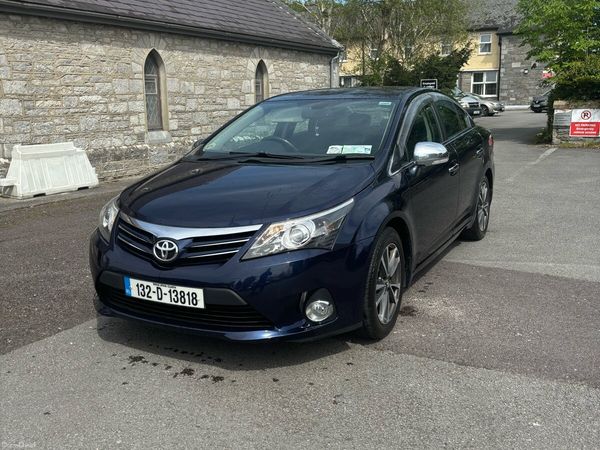 Toyota Avensis Saloon, Diesel, 2013, Blue