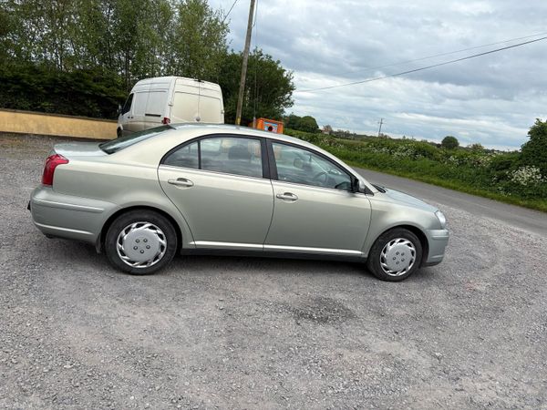 Toyota Avensis Saloon, Diesel, 2006, Green