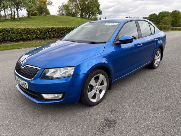 Skoda Octavia Saloon, Diesel, 2014, Blue