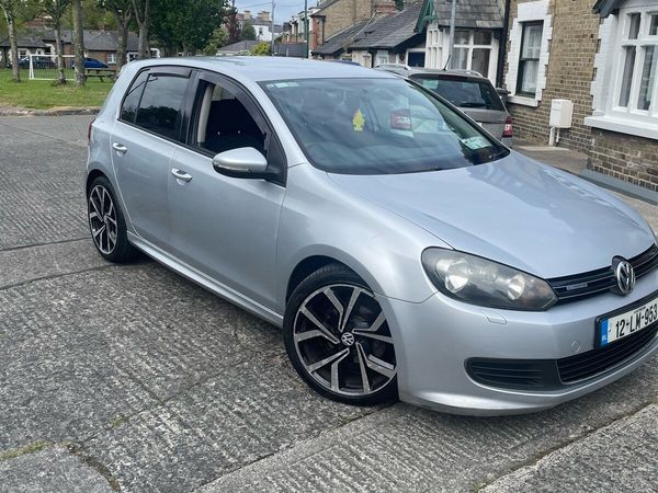Volkswagen Golf Hatchback, Diesel, 2012, Silver
