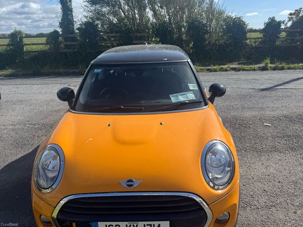 Mini Cooper Hatchback, Petrol, 2016, Orange