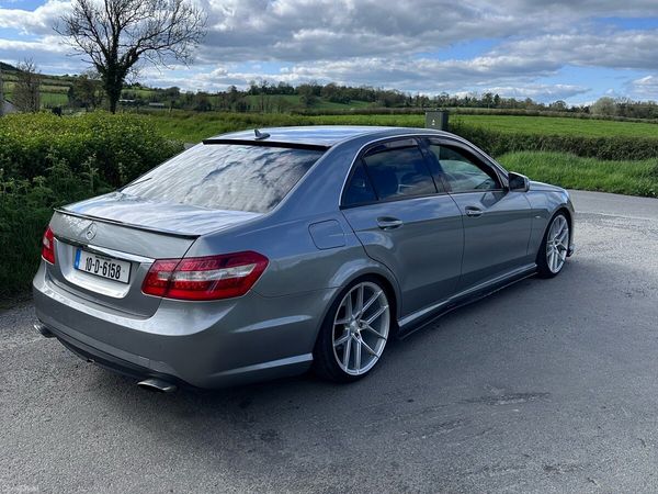 Mercedes-Benz E-Class Saloon, Diesel, 2010, Silver