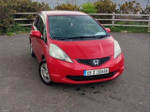 Honda Fit Hatchback, Petrol, 2009, Red