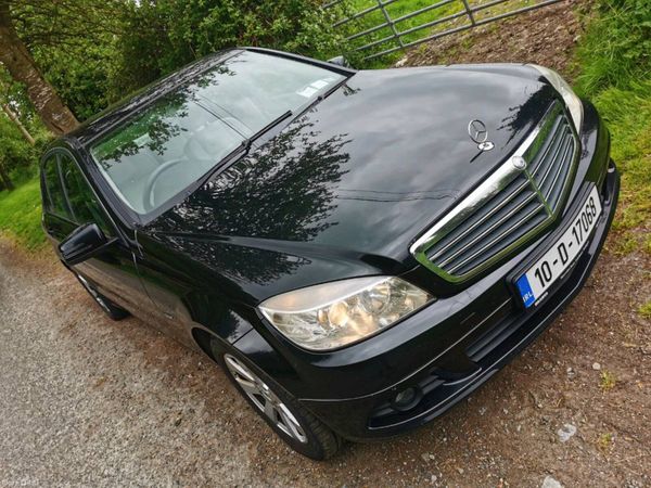 Mercedes-Benz C-Class Saloon, Diesel, 2010, Black