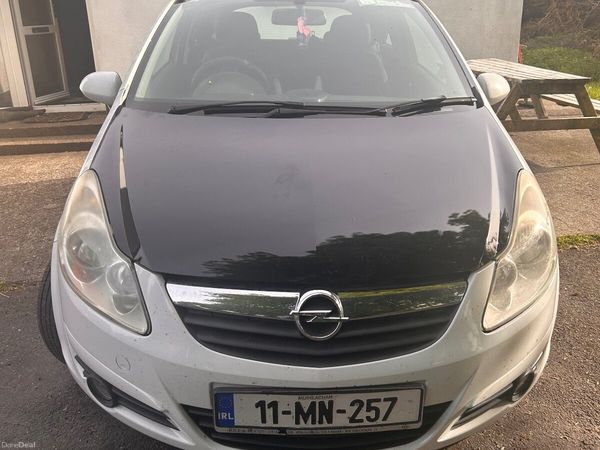 Opel Corsa Hatchback, Petrol, 2011, White