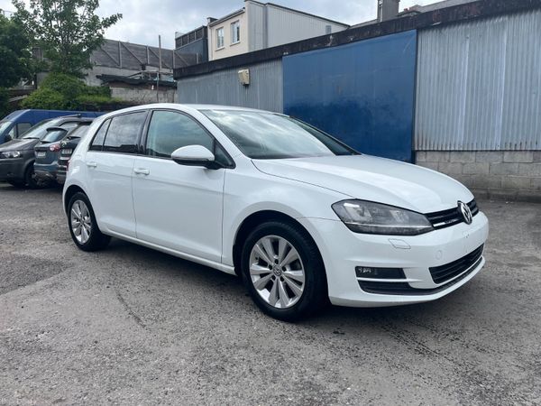 Volkswagen Golf Hatchback, Petrol, 2015, White