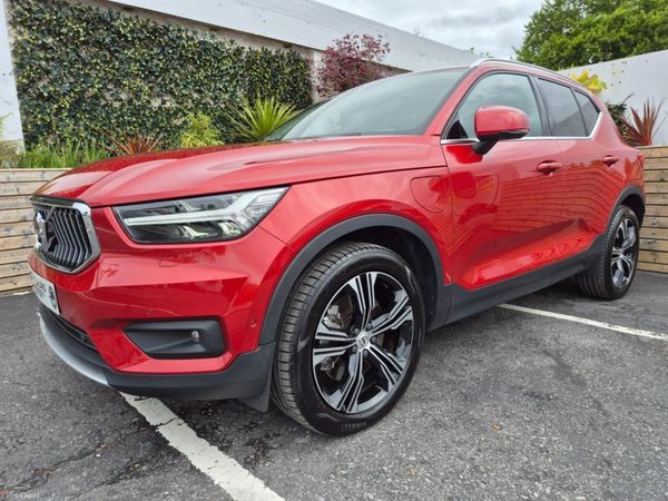 Volvo XC40 SUV, Petrol Plug-in Hybrid, 2020, Red
