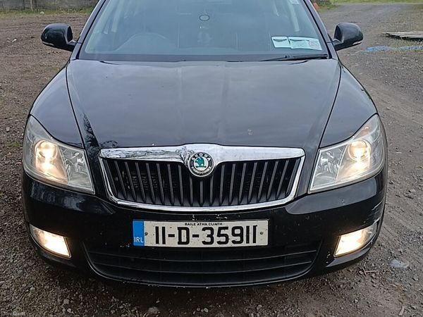 Skoda Octavia Saloon, Diesel, 2011, Black