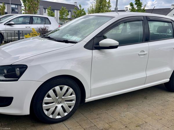 Volkswagen Polo Hatchback, Petrol, 2013, White