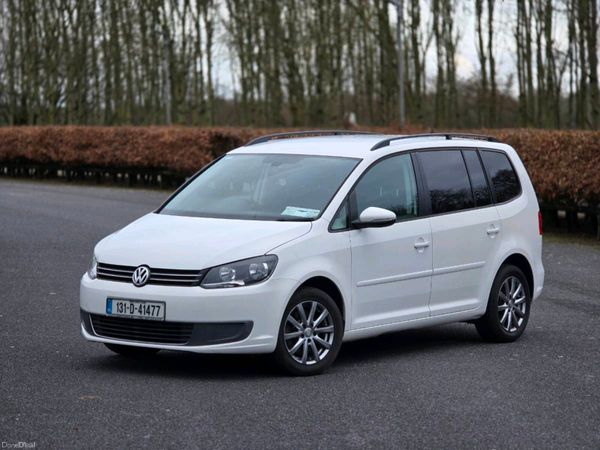 Volkswagen Touran MPV, Petrol, 2013, White