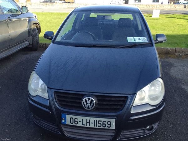 Volkswagen Polo Hatchback, Petrol, 2006, Grey