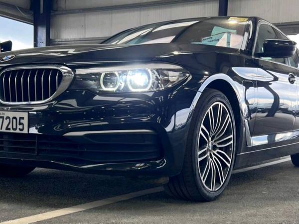 BMW 5-Series Saloon, Petrol Plug-in Hybrid, 2018, Black