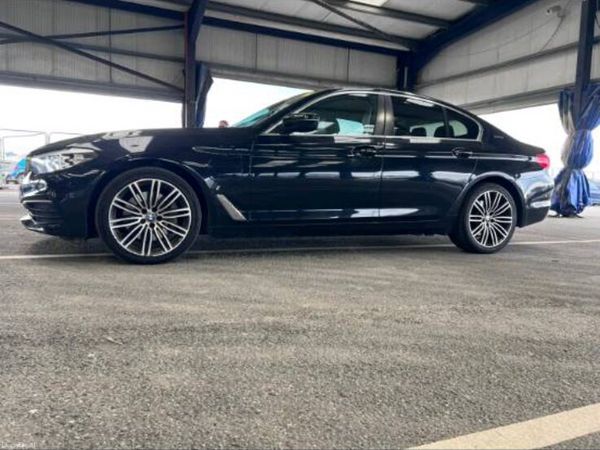 BMW 5-Series Saloon, Petrol Plug-in Hybrid, 2018, Black