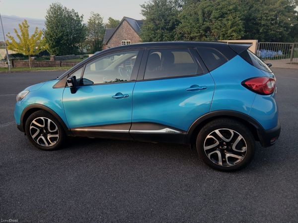 Renault Captur Hatchback, Petrol, 2014, Blue