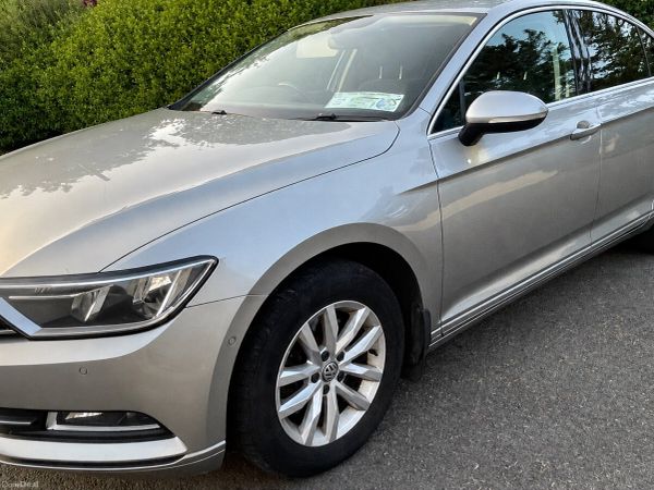 Volkswagen Passat Saloon, Diesel, 2016, Silver