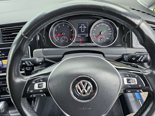 Volkswagen Golf Hatchback, Petrol, 2015, Blue