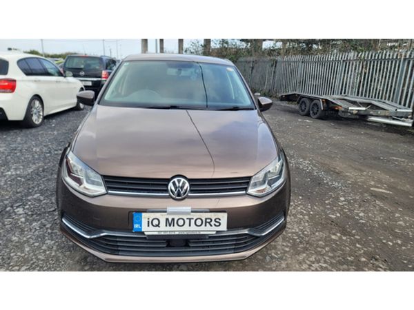 Volkswagen Polo Hatchback, Petrol, 2014, Brown