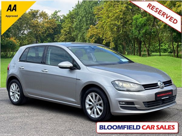 Volkswagen Golf Hatchback, Petrol, 2015, Silver