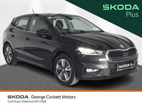 Skoda Fabia Hatchback, Petrol, 2023, Black