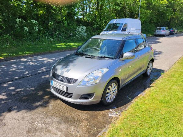Suzuki Swift Hatchback, Petrol, 2011, Grey