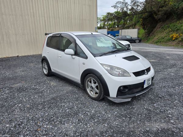 Mitsubishi Colt MPV, Petrol, 2009, White