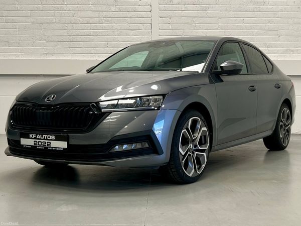 Skoda Octavia Hatchback, Diesel, 2022, Grey