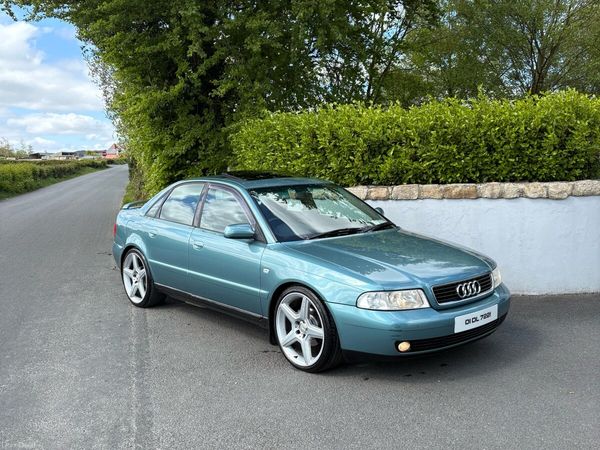 Audi A4 Saloon, Petrol, 2001, Blue
