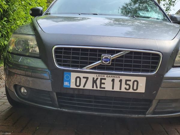 Volvo S40 Saloon, Diesel, 2007, Grey