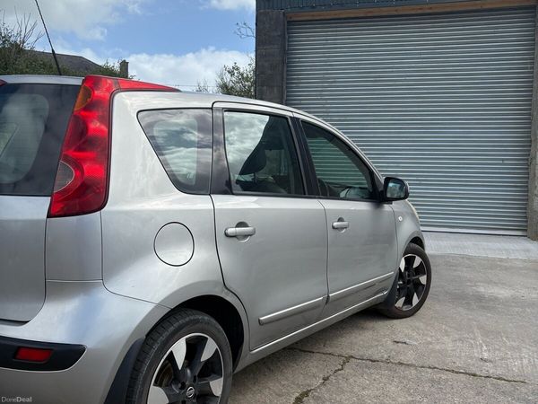 Nissan Note MPV, Petrol, 2013, Silver
