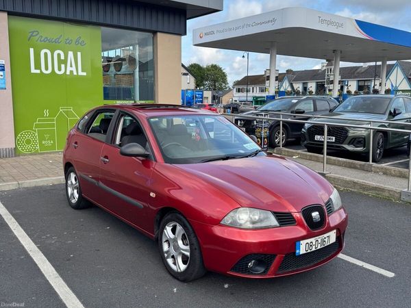 SEAT Ibiza Hatchback, Petrol, 2008, Red