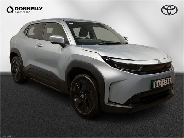 Toyota Urban Cruiser Estate, Electric, 2026, Silver
