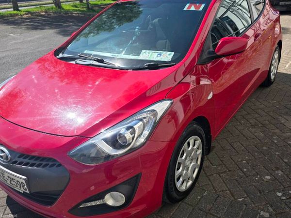 Hyundai i30 Van, Diesel, 2015, Red