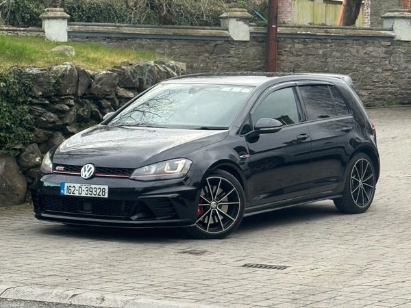 Volkswagen Golf Hatchback, Petrol, 2016, Black