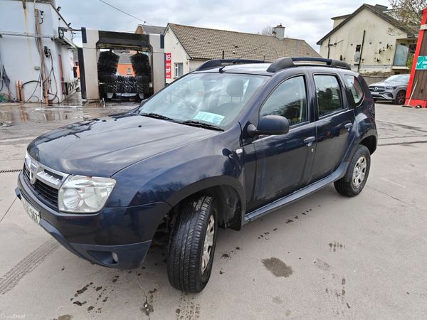 Dacia Duster SUV, Diesel, 2013, Black