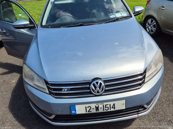 Volkswagen Passat Saloon, Diesel, 2012, Grey