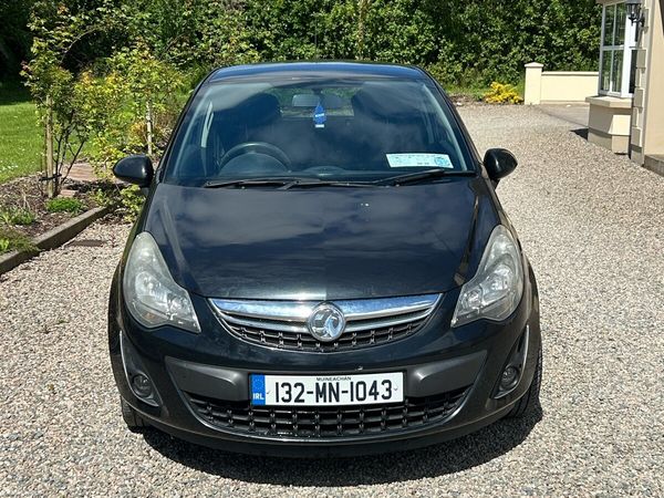Vauxhall Corsa Hatchback, Petrol, 2013, Black