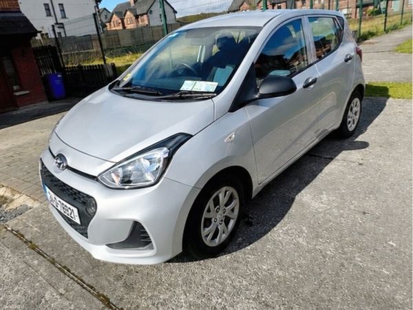 Hyundai i10 Hatchback, Petrol, 2018, Grey