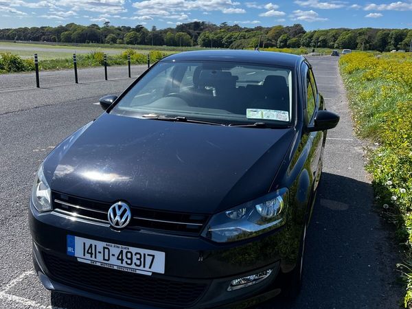 Volkswagen Polo Hatchback, Petrol, 2014, Black