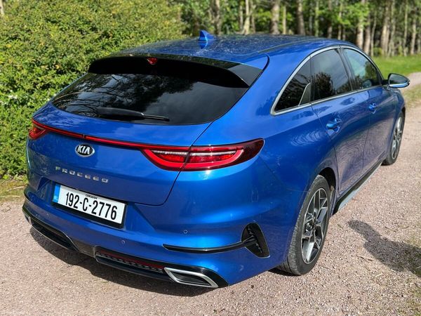 Kia Ceed Hatchback, Petrol, 2019, Blue