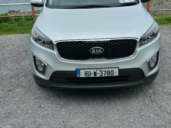 Kia Sorento SUV, Diesel, 2016, Silver