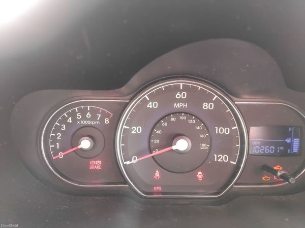 Hyundai i10 Hatchback, Petrol, 2012, Black