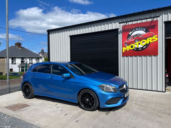Mercedes-Benz 200 Hatchback, Diesel, 2016, Blue