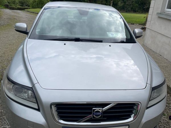 Volvo S40 Saloon, Diesel, 2009, Silver