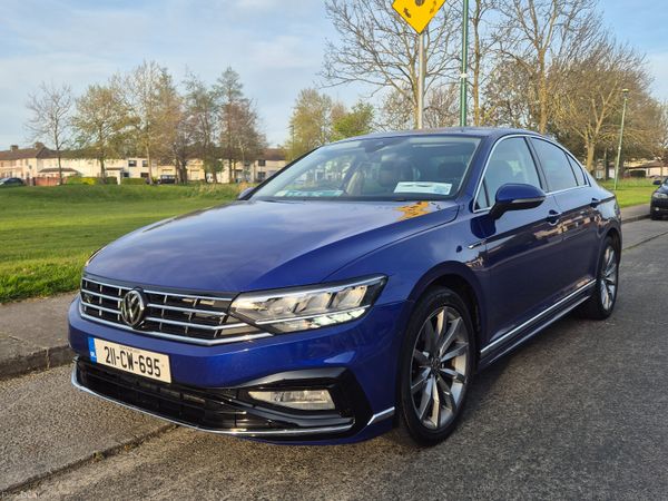 Volkswagen Passat Saloon, Diesel, 2021, Blue